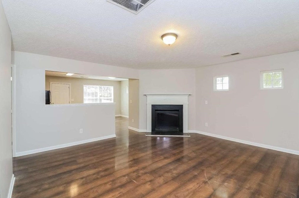 4 Slate Dr, Dallas, GA 30132