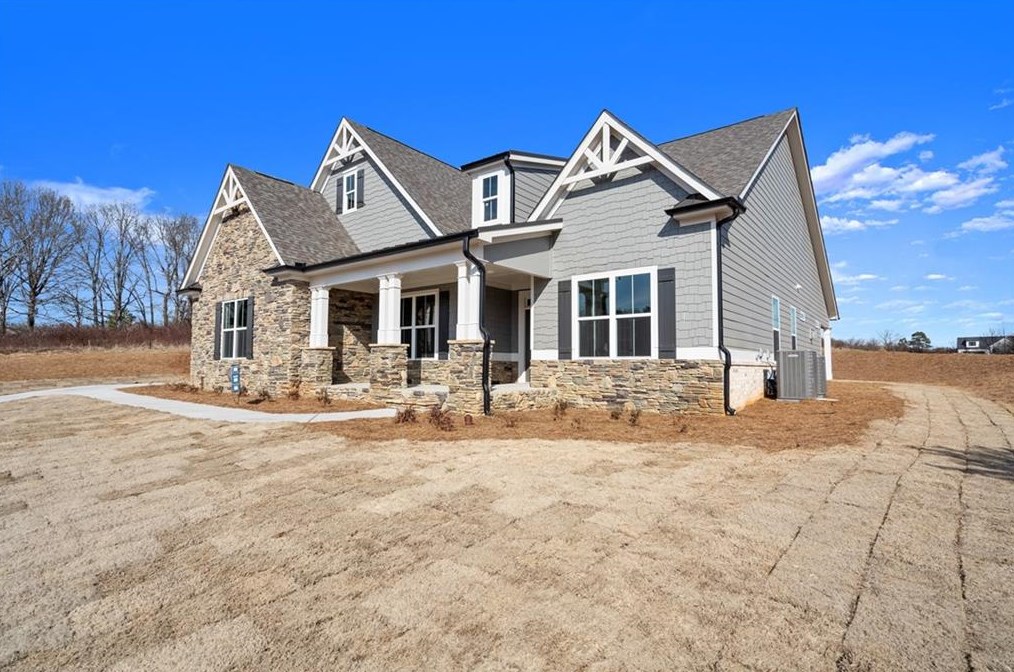 417 Sweetgrass Dr, Demorest, GA 30535