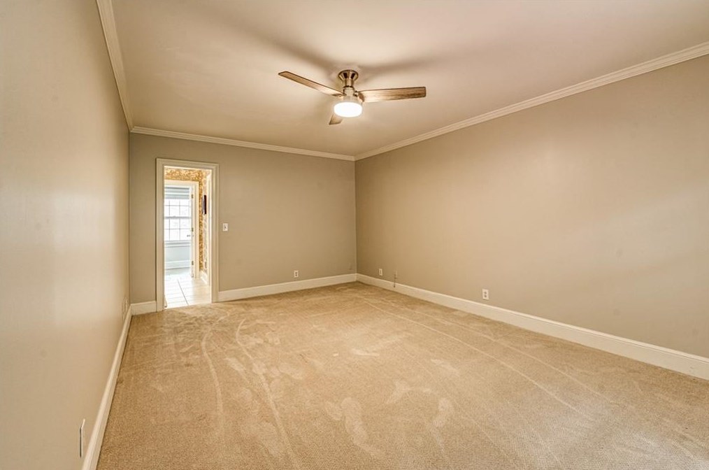 1875 Bedfordshire Ct, Decatur GA  30033-1400 exterior