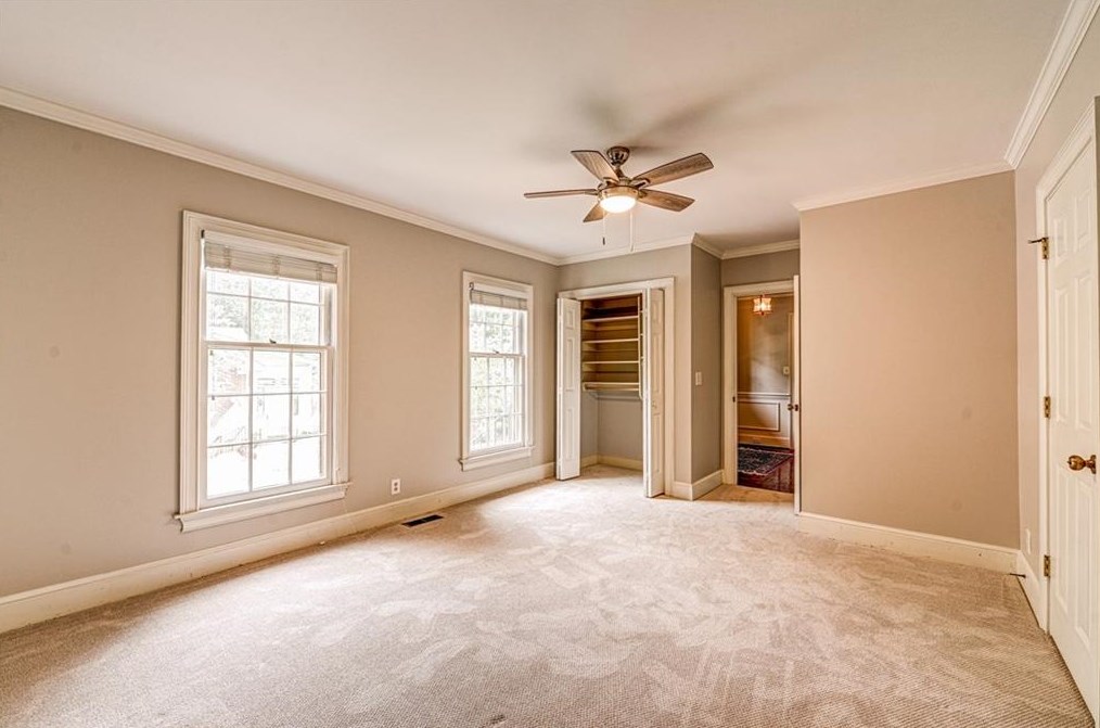 1875 Bedfordshire Ct, Decatur GA  30033-1400 exterior