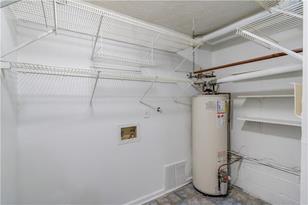 363 Agnes Ct - Photo 22