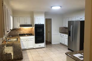 1160 Aurora Ct - Photo 10