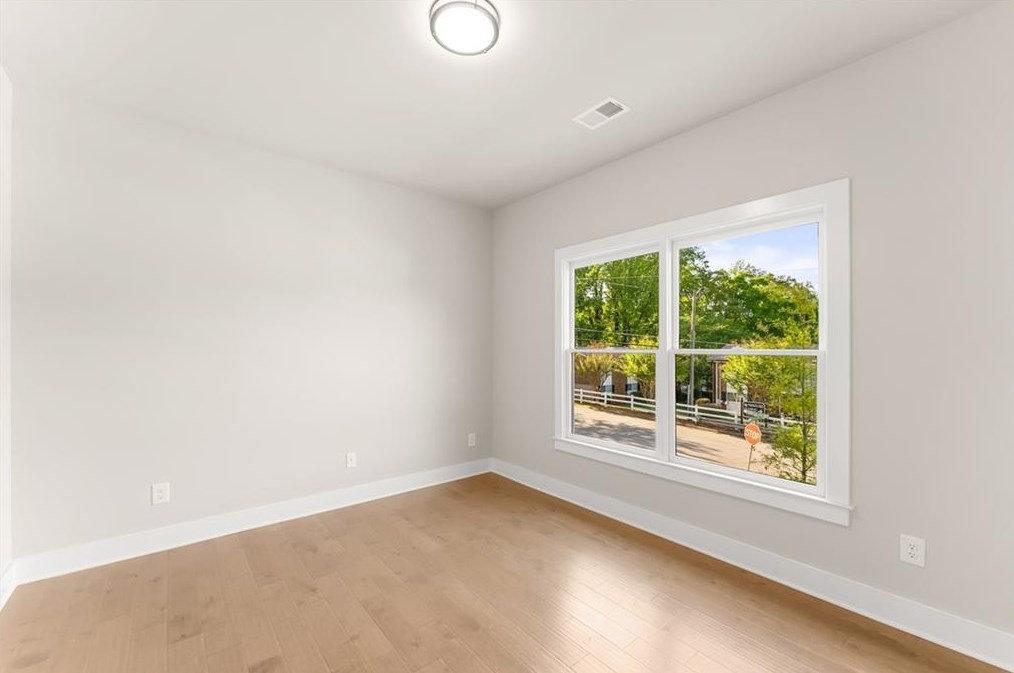 1082 Medlin St, Smyrna GA  30080-4156 exterior