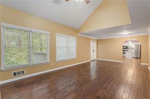 3196 Classic Dr - Photo 8