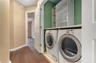 3196 Classic Dr - Photo 32