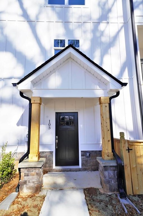 103 W Chandler St, Carrollton, GA 30117