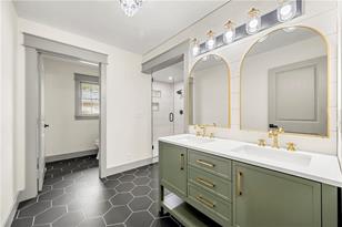 4946 Vermack Rd - Photo 16