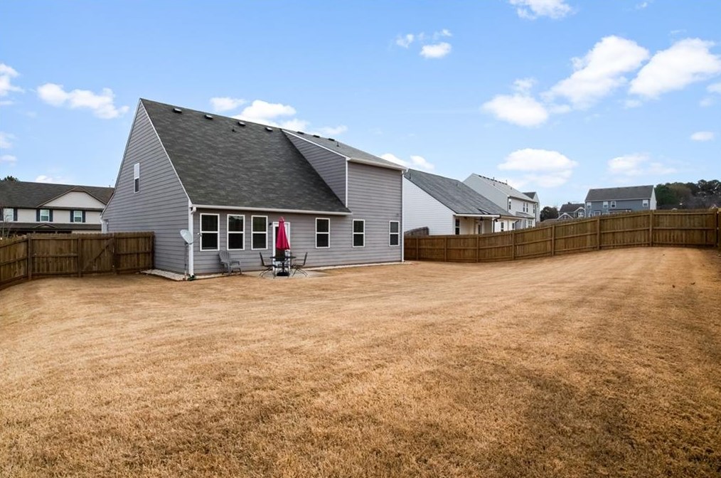 1121 Bald Eagle Trce, Hoschton GA  30548-1991 exterior