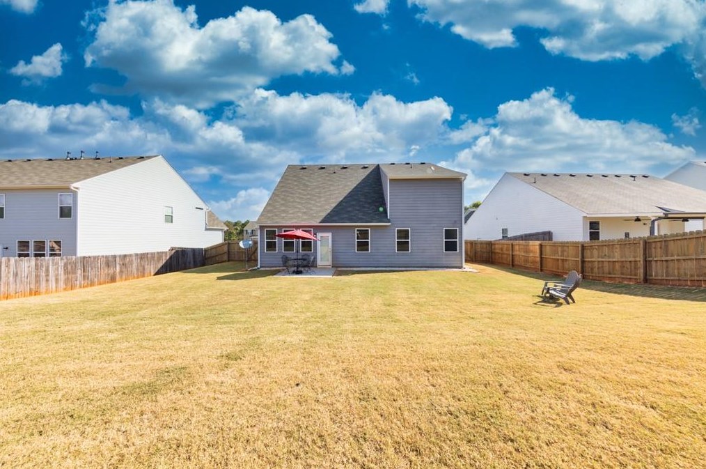 1121 Bald Eagle Trce, Hoschton GA  30548-1991 exterior