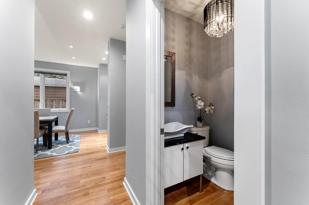 447 Ansley St, Decatur GA  30030-3602 exterior