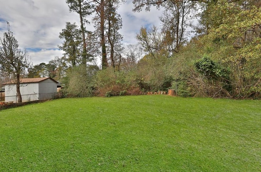 4212 Hanes Dr, Decatur GA  30035-1945 exterior