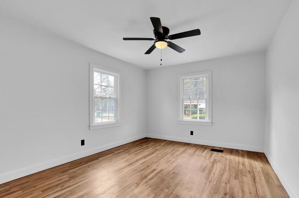 4212 Hanes Dr, Decatur GA  30035-1945 exterior