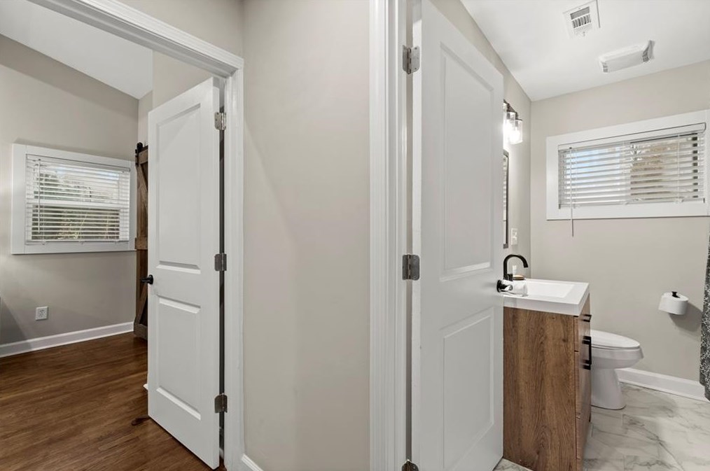 3041 Dove Way, Decatur GA  30033-3901 exterior