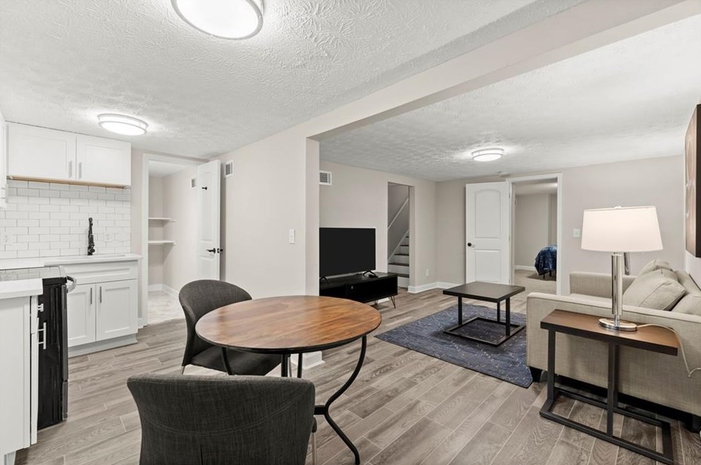 3041 Dove Way, Decatur GA  30033-3901 exterior