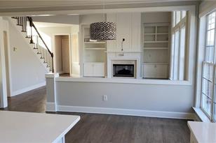 1221 Bickham Way, Smyrna, GA 30080-3952