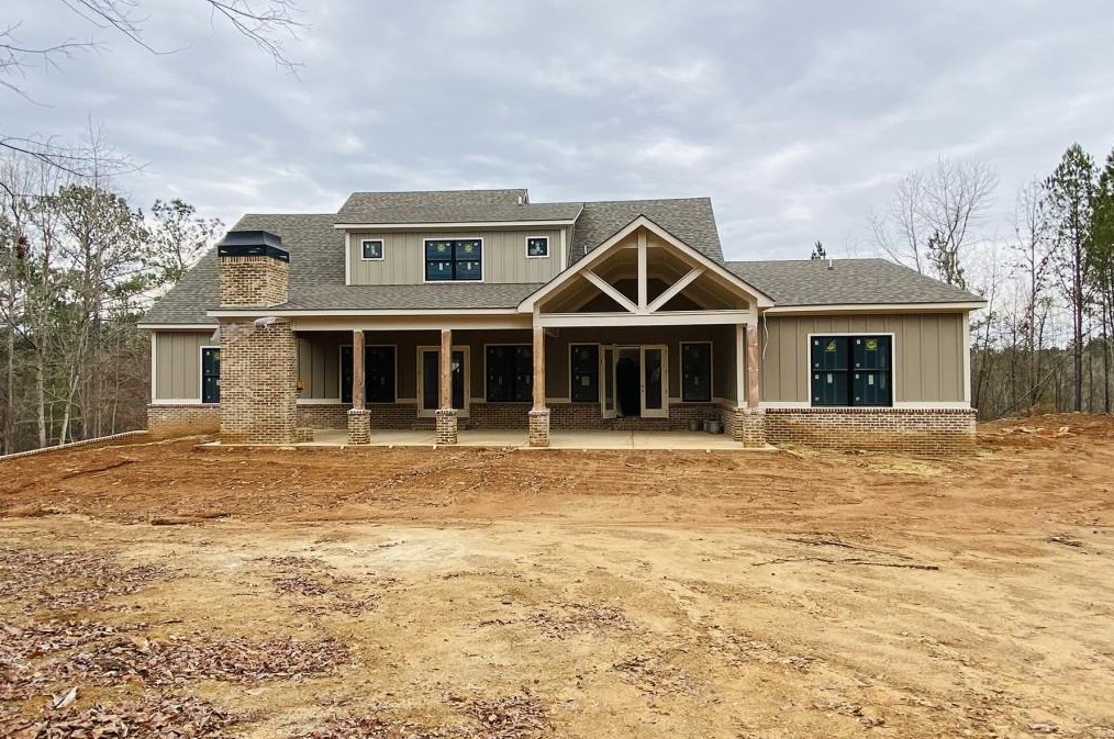 102 Tuxedo Cir, Forsyth, GA 31029