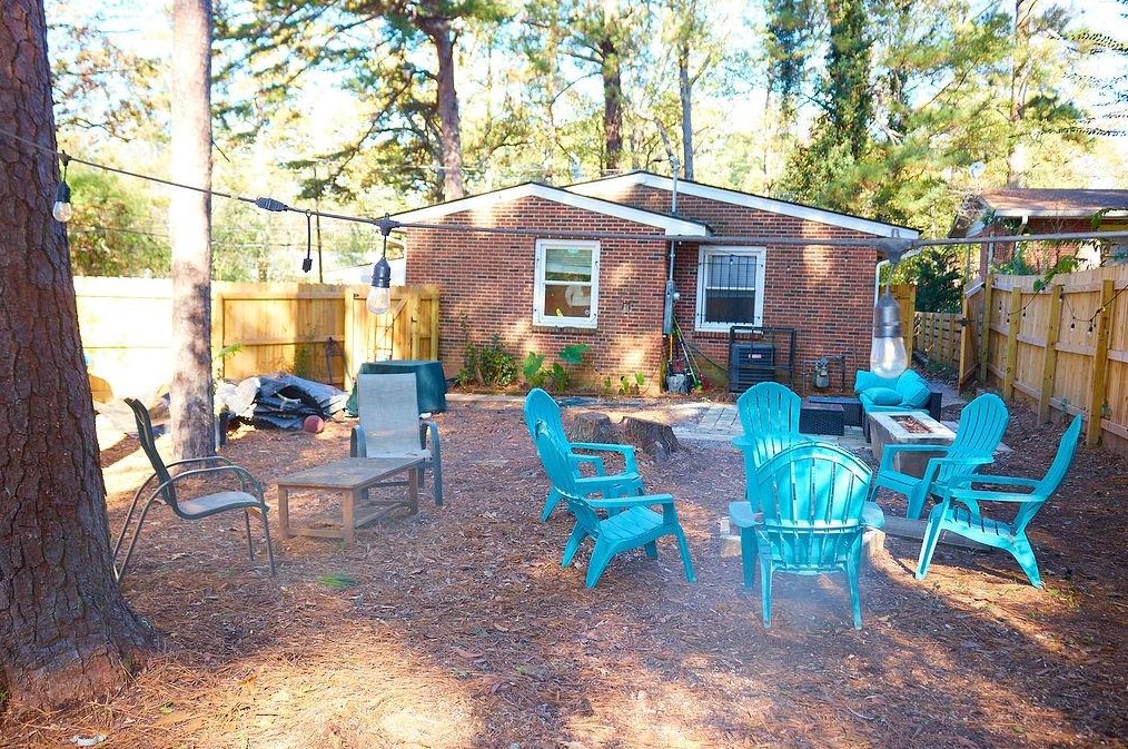 3012 Washington Rd, Atlanta GA  30344-4530 exterior