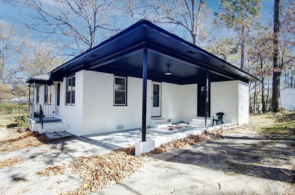 153 Ridgecrest Dr, Calhoun GA  30701-8710 exterior