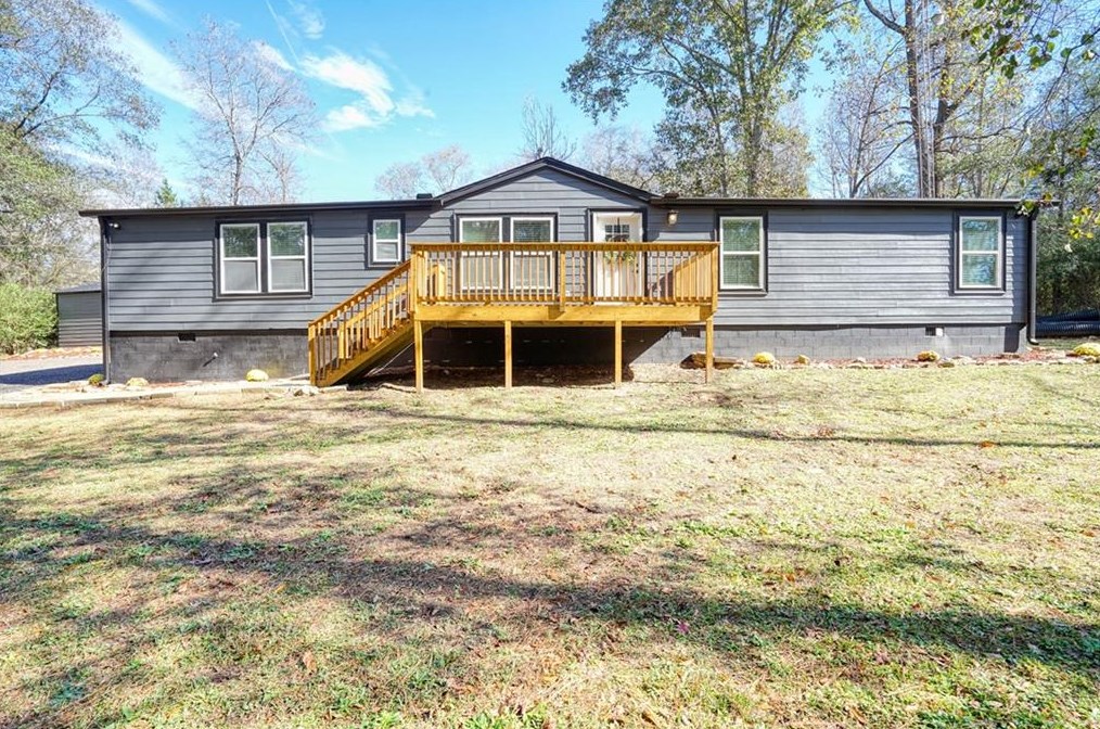 2721 Lakeshore Dr Ne, Conyers, GA 30012