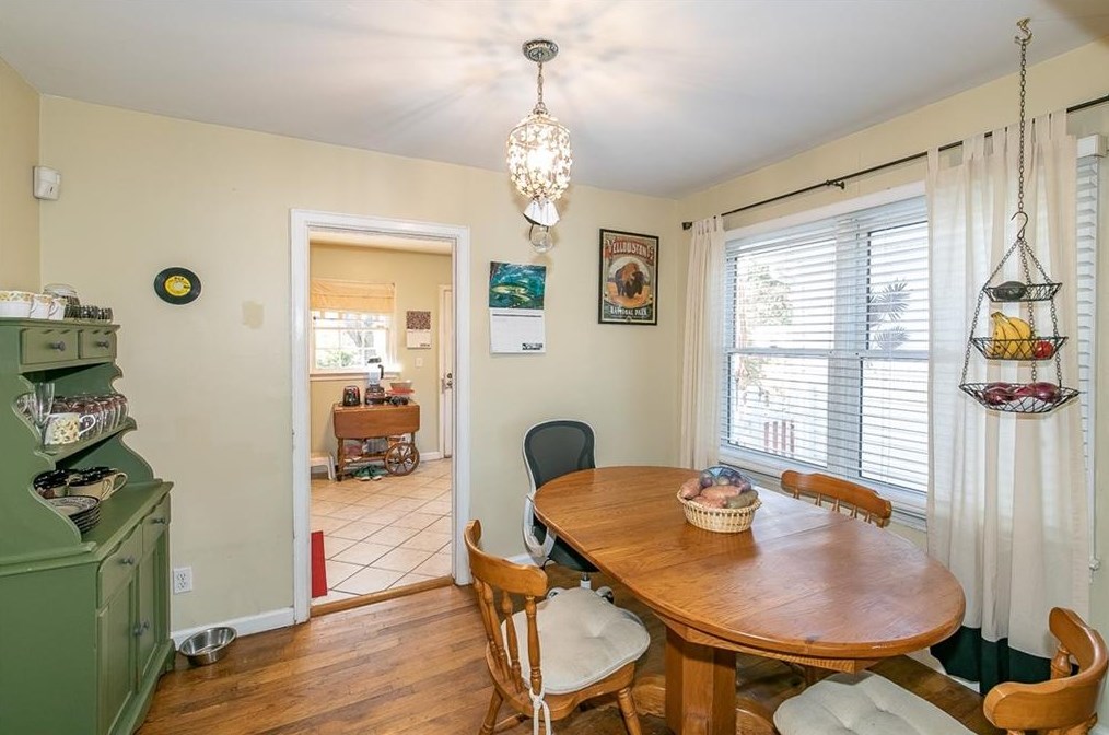 1395 Dorothy Dr, Decatur GA  30030-4626 exterior