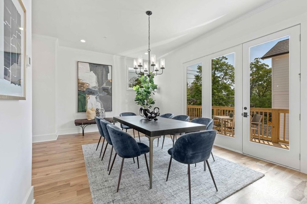 115 Mead Rd, Decatur GA  30030-3622 exterior