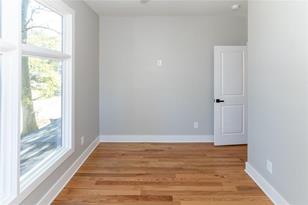 67 Vinson Dr, Atlanta GA  30317-1709 exterior