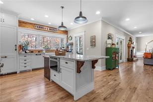 1445 Diamond Head Dr - Photo 8