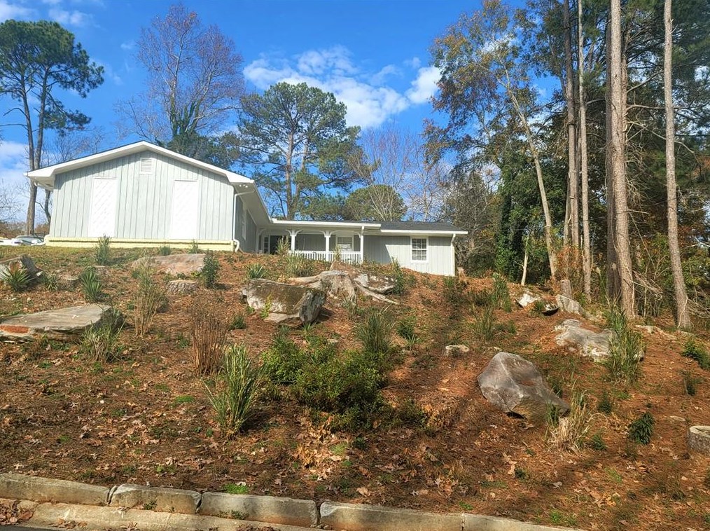 4630 Riverwood Cir, Decatur GA  30035-2936 exterior