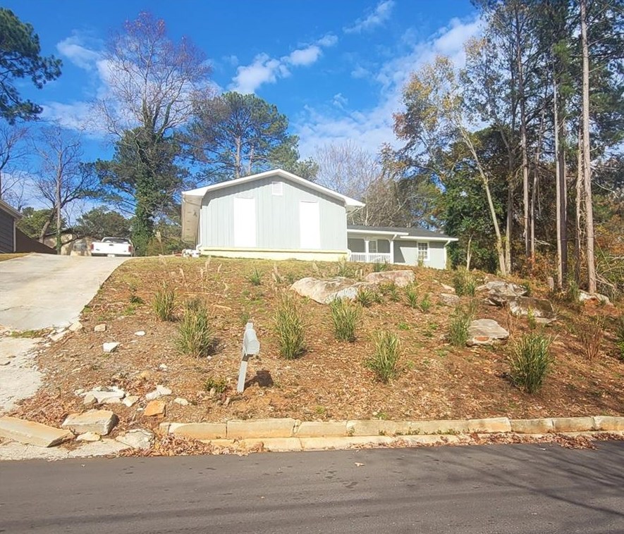 4630 Riverwood Cir, Decatur GA  30035-2936 exterior