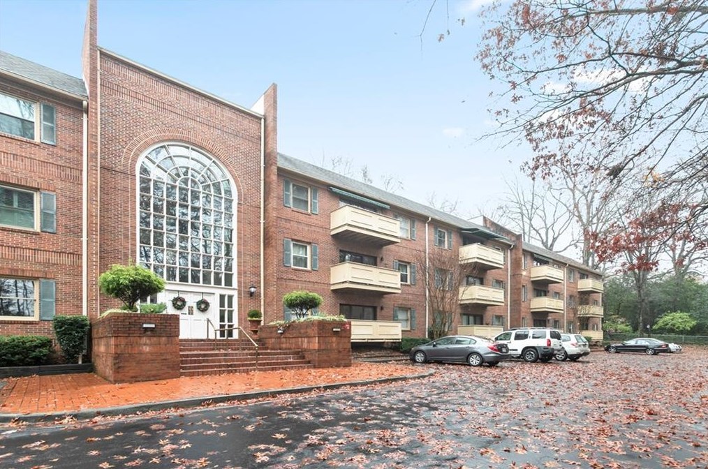 210 Ridley Howard Ct, Decatur GA  30030-2381 exterior