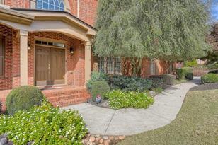 1055 Lainston Ct - Photo 4