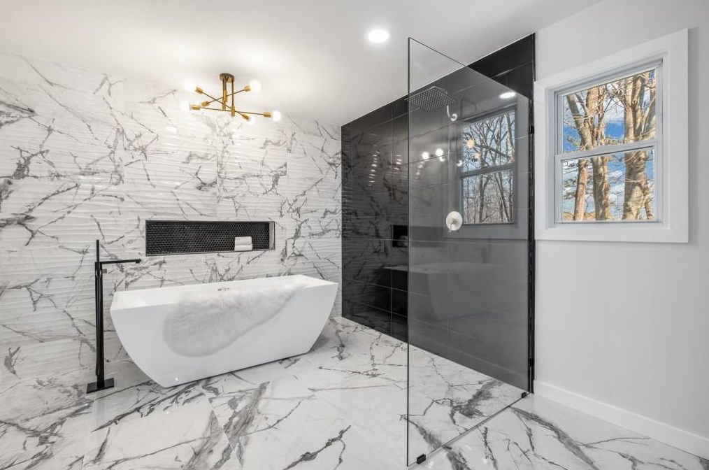 5265 Vernon Lake Dr, Atlanta GA  30338-3517 exterior