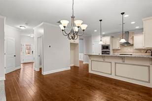 140 Greenview Dr - Photo 14