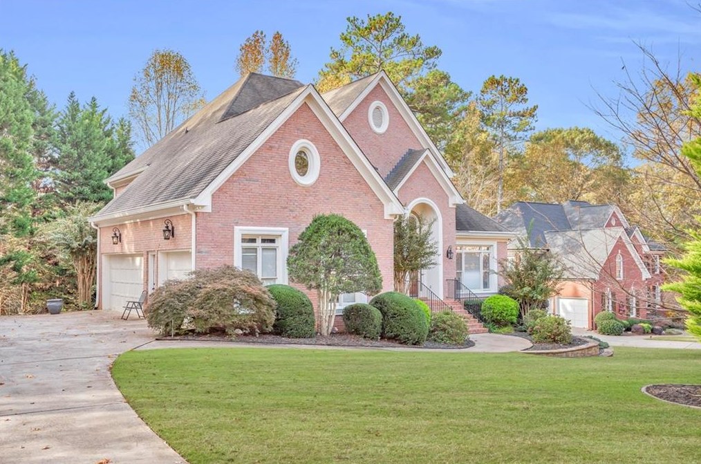 910 Burren Dr, Alpharetta, GA 30004-4378