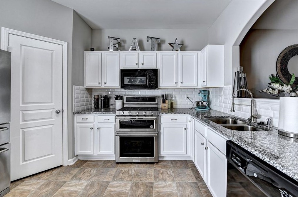 2670 Avanti Way, Decatur GA  30035-4194 exterior