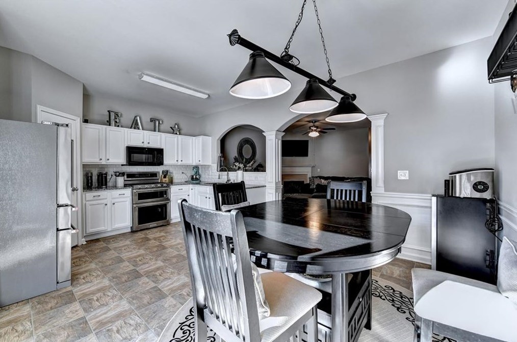 2670 Avanti Way, Decatur GA  30035-4194 exterior