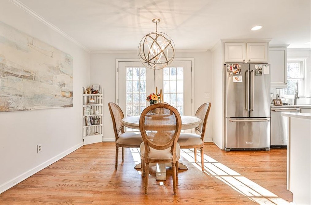 1681 Wayland Cir, Atlanta GA  30319-3609 exterior