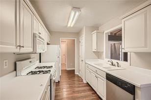 5683 Riverside Walk Dr - Photo 12