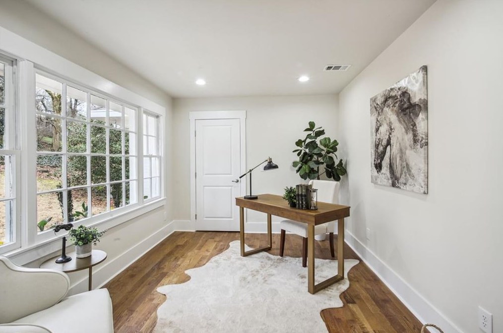 1784 Noble Dr, Atlanta GA  30306-3142 exterior