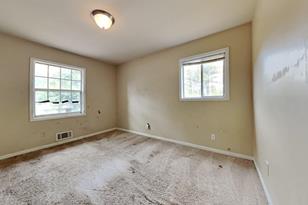 5888 Oakleaf Dr - Photo 10
