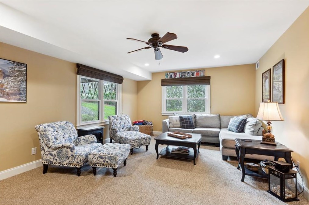 320 Quiet Water Ln, Atlanta GA  30350-3723 exterior