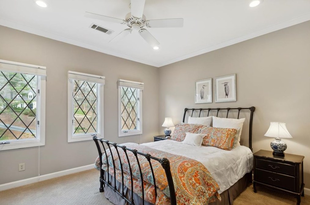 320 Quiet Water Ln, Atlanta GA  30350-3723 exterior