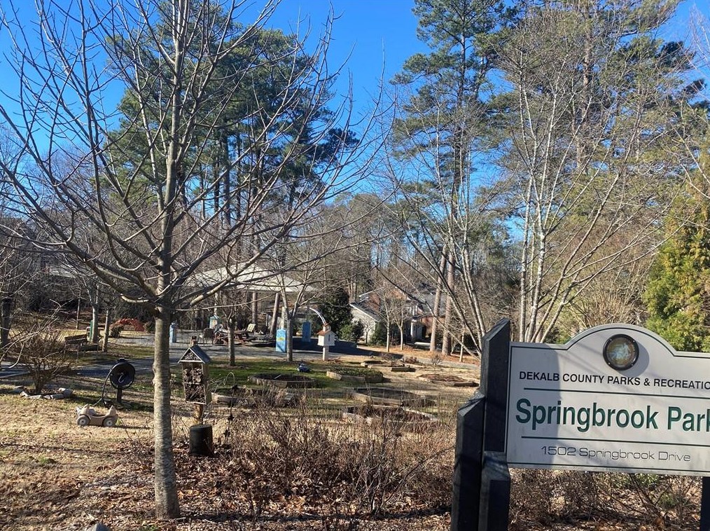 1599 Springbrook Dr, Decatur GA  30033-1819 exterior