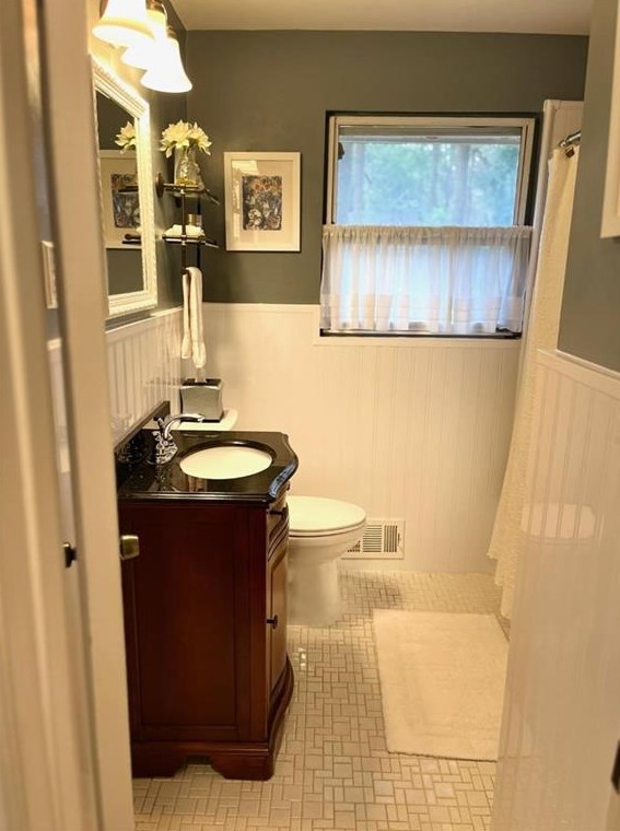 1599 Springbrook Dr, Decatur GA  30033-1819 exterior