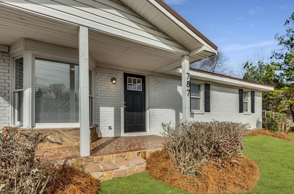 787 State St, Commerce, GA 30529