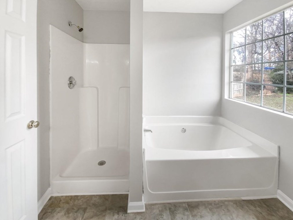 3310 Pine Grove Cir, Atlanta GA  30316-4970 exterior