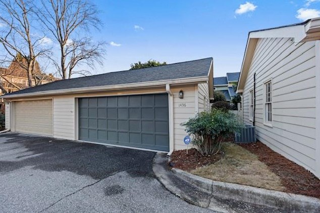 1436 Winston Pl, Decatur GA  30033-1951 exterior