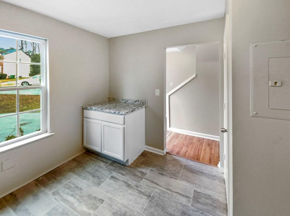 3204 Kingswood Pl, Decatur GA  30034-6715 exterior