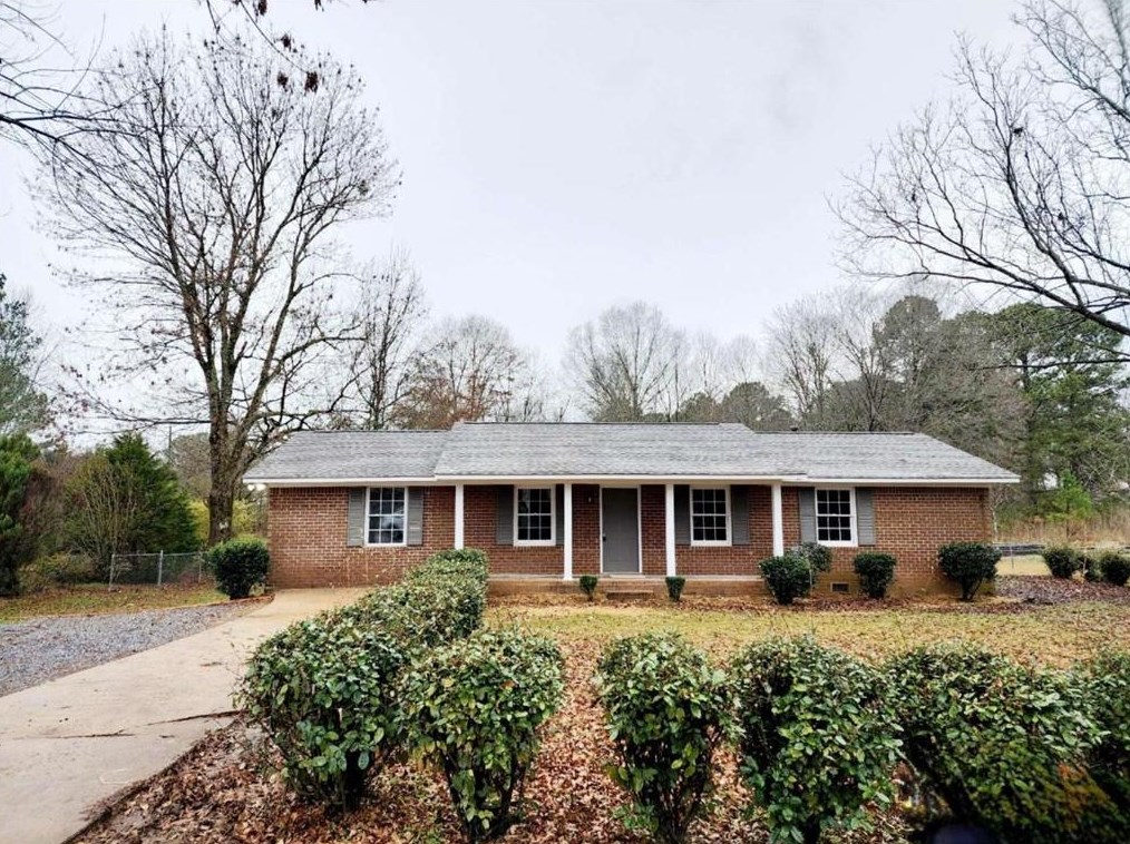 413 N College Dr, Cedartown, GA 30125