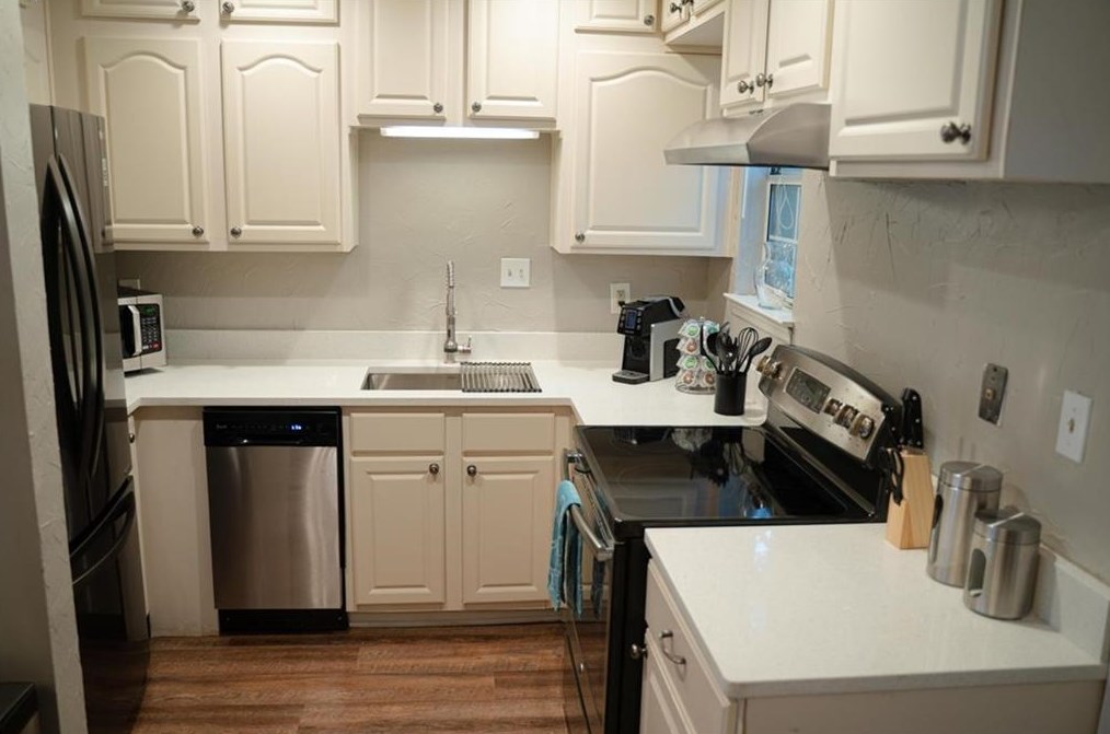 5088 Afton Way, Smyrna GA  30080-2677 exterior